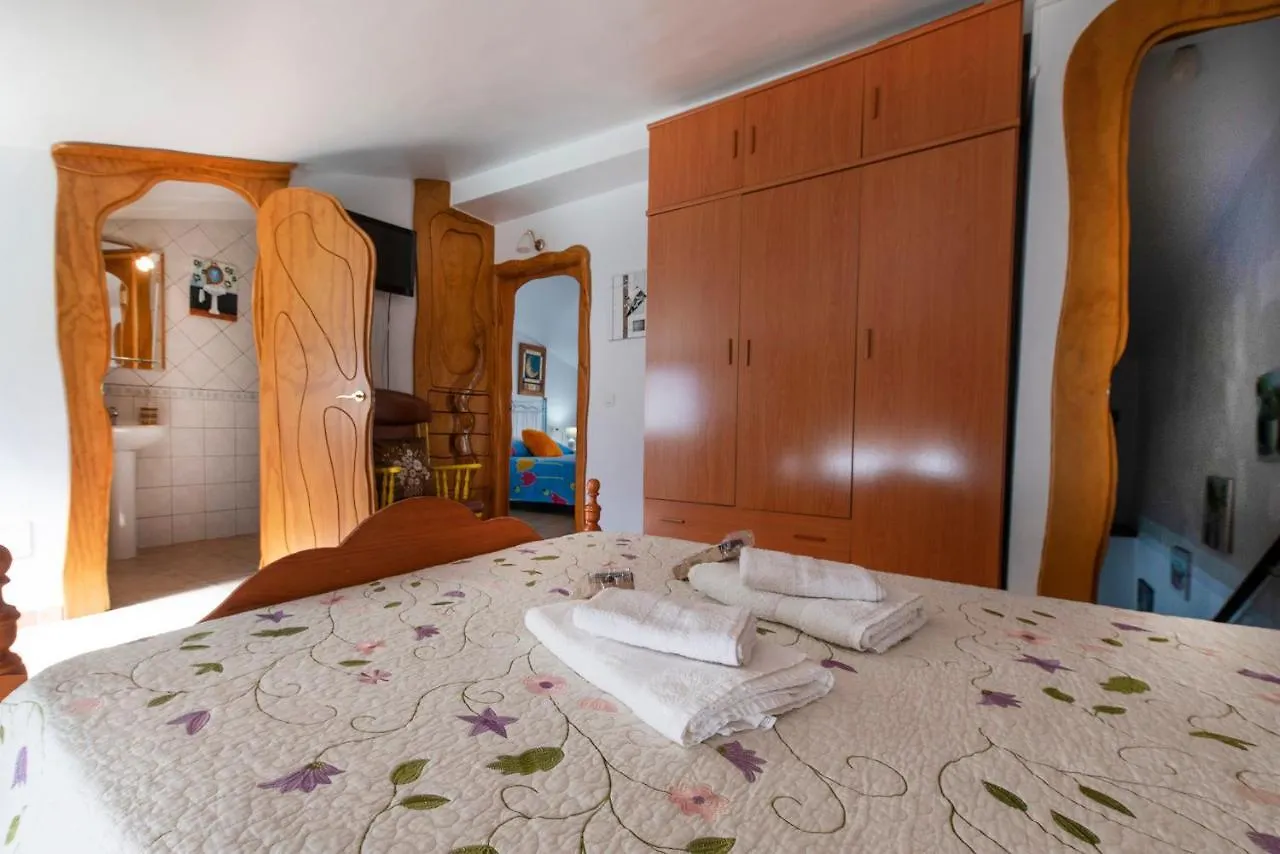 Encantadora Casa De Pueblo Para 7 Pax Con Gran Terraza Jimera de Libar Spain